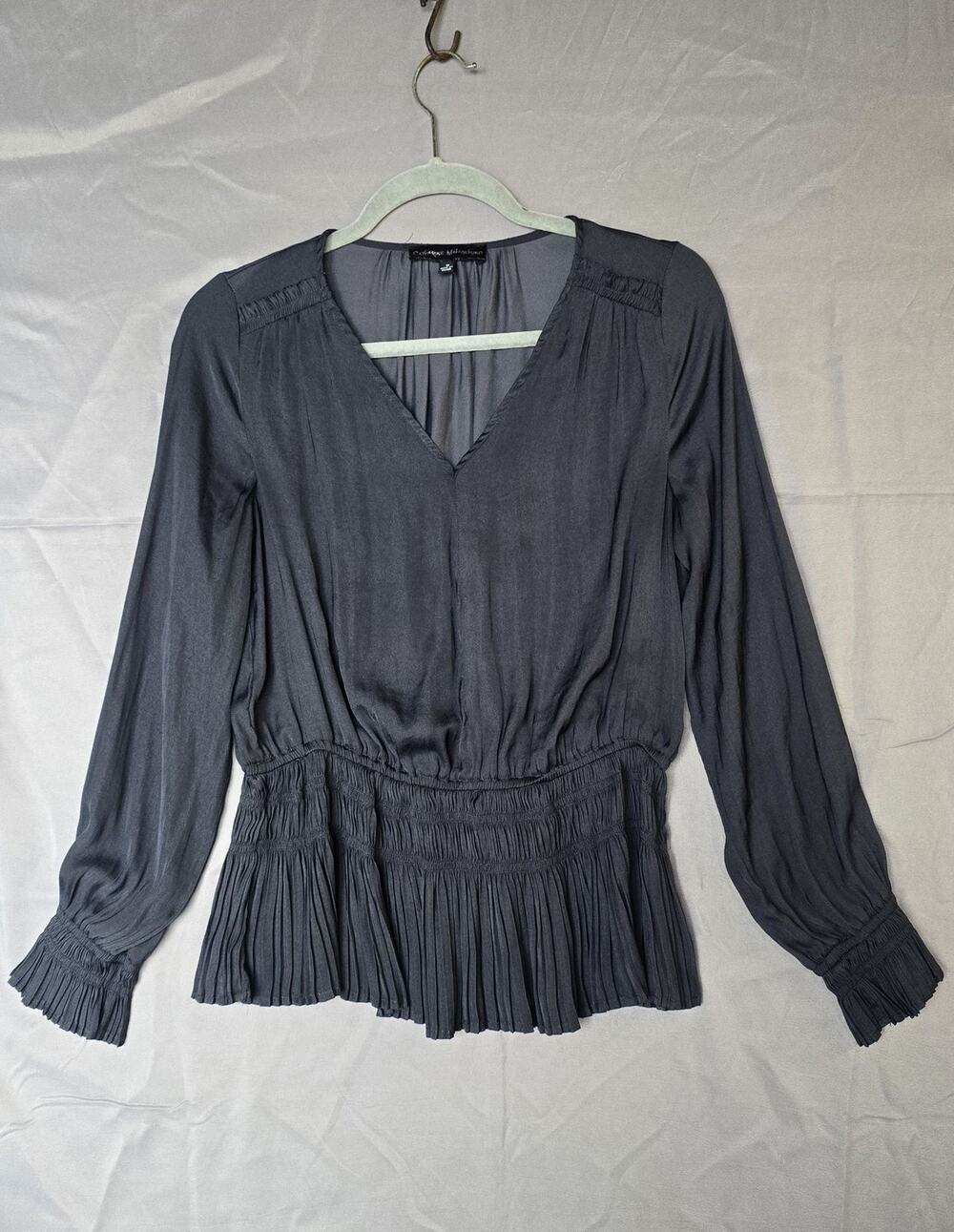 Catherine Malandrino Blouse Womens Medium Gray Smocked Peplum Long Sleeve Top